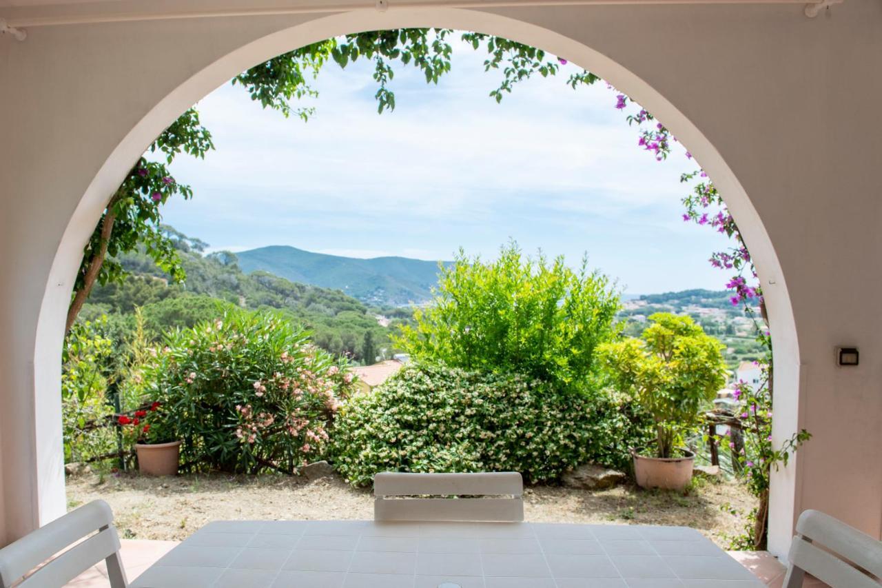 La Palazzina Nel Verde - Goelba Casa Alzi Extérieur photo