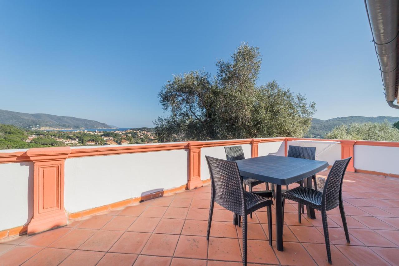 La Palazzina Nel Verde - Goelba Casa Alzi Extérieur photo