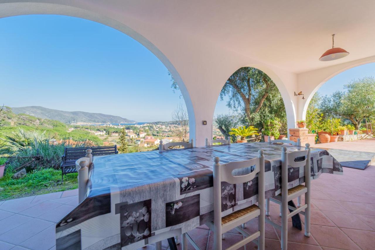 La Palazzina Nel Verde - Goelba Casa Alzi Extérieur photo