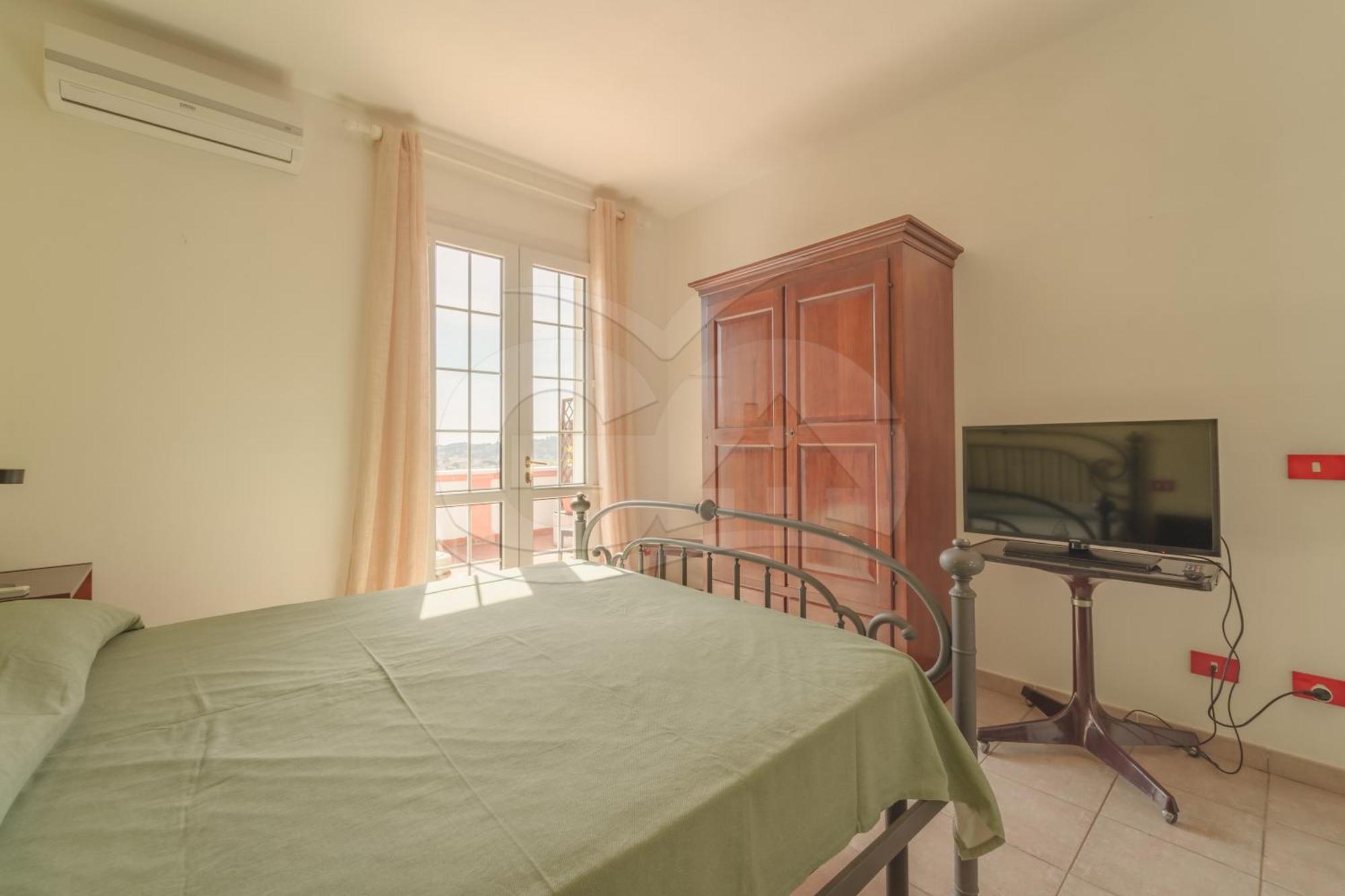 La Palazzina Nel Verde - Goelba Casa Alzi Extérieur photo